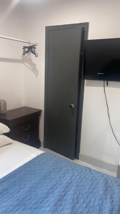 Room & Private Bathroom Бока-Ратон Екстер'єр фото